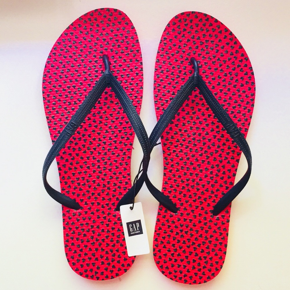 Brand new Gap flip flops